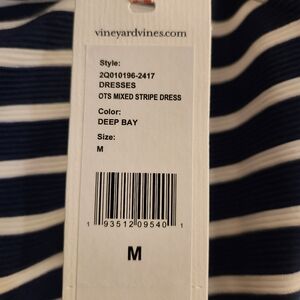 New blue and white dress medium Vinyard Vines